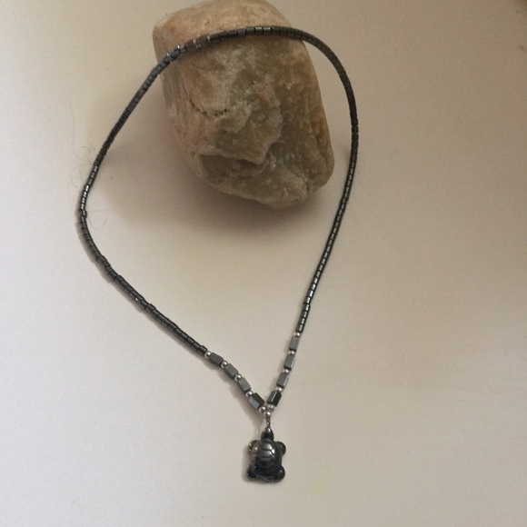 Turtle tribe pendant necklace - Picture 5 of 8